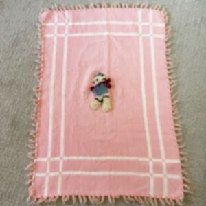 Baby Pepperell Pink Crib Blanket Tufted Bear Fringe Baby Girl Vintage 50s 60s